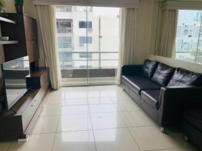 Spacious apartment near Kennedy park